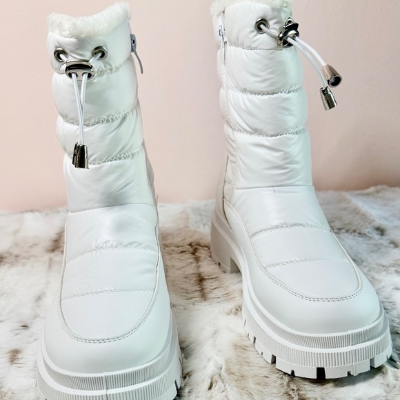 Kayleen Frosty White Quilted Winter Boot With 2" Chunky Heel - Picture 2 of 10